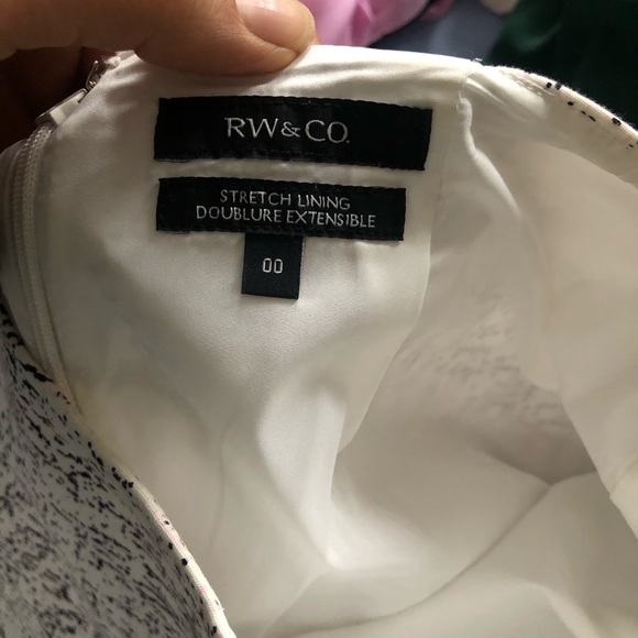 Rw&Co super flattering pencil skirt - Picture 6 of 6